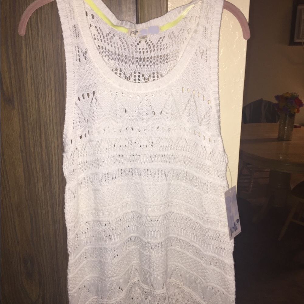 NWT JOLT crocheted white tank